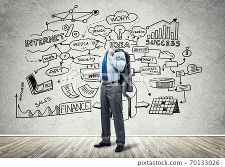 Businessman without head 70133026