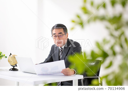 Worried businessman senior man Worried businessman senior man 70134906