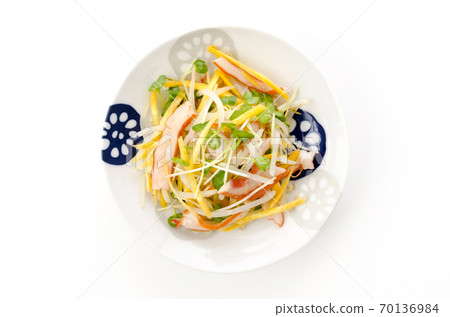 Chinese squid and vegetables 70136984