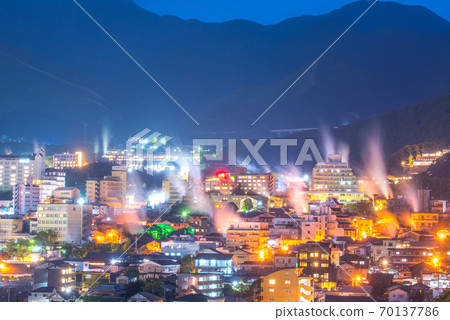 Beppu hot water smoke scenery Beppu hot water smoke scenery 70137786