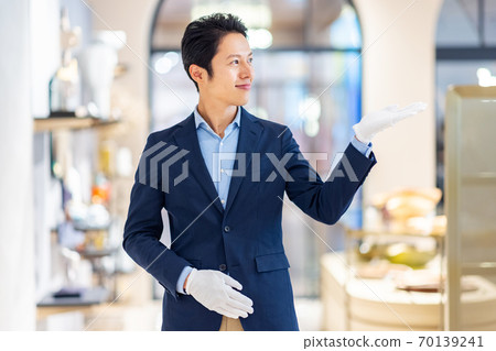 男性禮賓店射擊合作：g禮物和生活風格 70139241