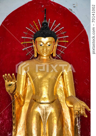 Interior of the golden Shwezigon Pagoda or Shwezigon Paya in Bagan, Myanmar. Interior of the golden Shwezigon Pagoda or Shwezigon Paya in Bagan, Myanmar. 70141002