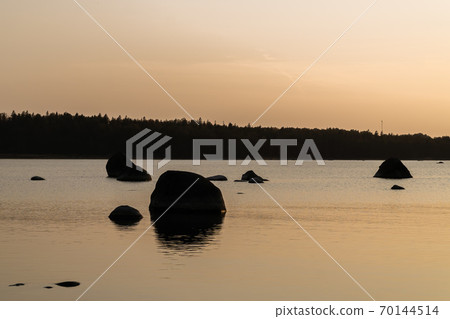 Russia. Leningrad region. Picturesque view of the Bay near the Cape Gray horse in the Lomonosov district. 70144514