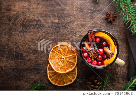 Christmas mulled wine 70145968