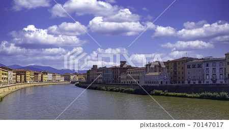 Arno river and vintage architecture of Pisa, Tuscany, Italy  70147017