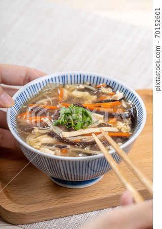 Hot and sour soup Taiwan snacks Hot and sour soup Taiwan すあんらーたん スープ Hot and sour soup Taiwan snacks Hot and sour soup Taiwan すあんらーたん スープ 70152601