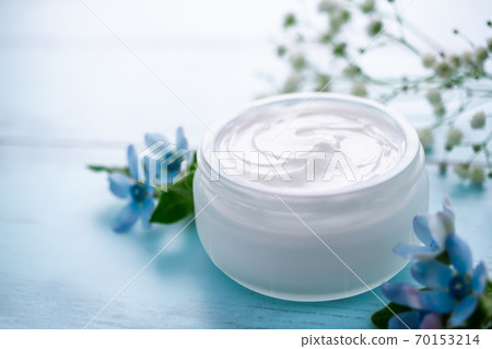 Moisturizing cream skin care image material Moisturizing cream skin care image material 70153214