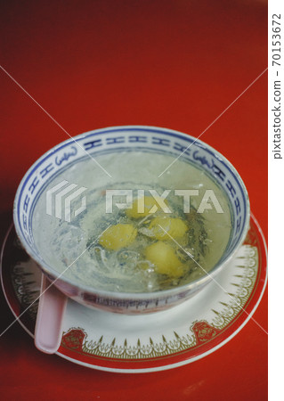 Bird's nest 70153672