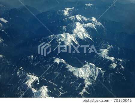 從飛機遠處的雪山 70160041