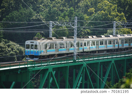 Kawana's railway bridge 70161195