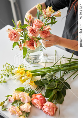 Bouquet 005, step by step installation of flowers in a vase. Flowers bunch, set for home. Fresh cut flowers for decoration home. European floral shop. Delivery fresh cut flower. Bouquet 005, step by step installation of flowers in a vase. Flowers bunch, set for home. Fresh cut flowers for decoration home. European floral shop. Delivery fresh cut flower. 70163187