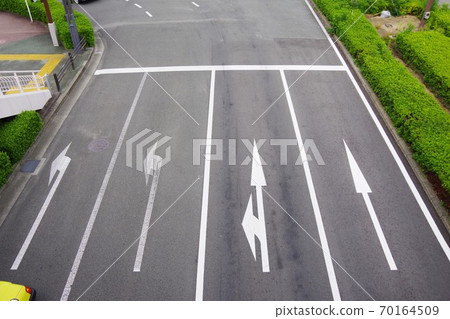 車道 車道 70164509
