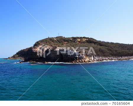 Moreton Island Cape and Blue Sea Moreton Island Cape and Blue Sea 70165604