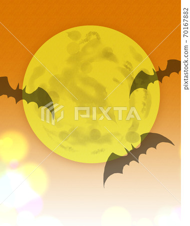 Yellow full moon background material with the image of Halloween Yellow full moon background material with the image of Halloween 70167882
