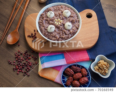 韓國傳統食品紅豆粥 韓國傳統食品紅豆粥 70168549