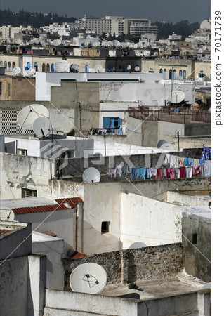 TUNISIA TUNIS CITY MEDINA 70171739