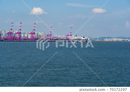 Sihwa seawall, Ansan city, Gyeonggi-do 70172297