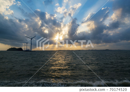 Tandong Port, Ansan City, Gyeonggi-do Tandong Port, Ansan City, Gyeonggi-do 70174520