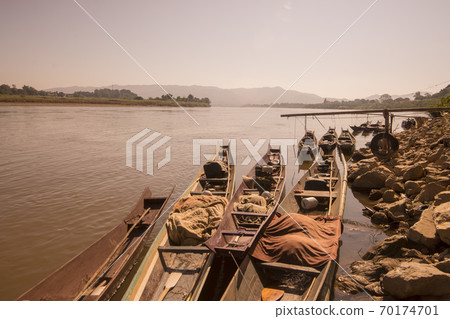 THAILAND CHIANG KHONG MEKONG BOAT POERT THAILAND CHIANG KHONG MEKONG BOAT POERT 70174701