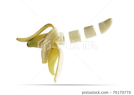 Sliced banana isolated with clipping path Sliced banana isolated with clipping path 70178778