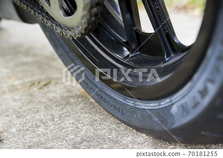 Dirty bike rear tires Dirty bike rear tires 70181255