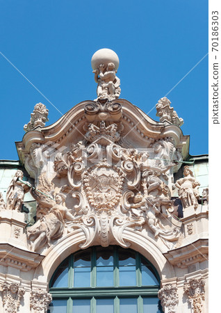 Decoration of Wallpavillon in Zwinger 70186303