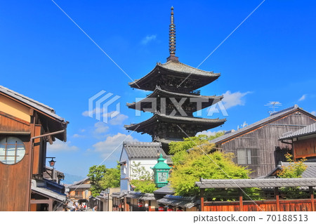 [Kyoto Prefecture] Yasaka Tower (five-storied pagoda) Hokanji Temple 70188513
