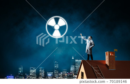 Medical industry and radioactive materials Medical industry and radioactive materials 70189146
