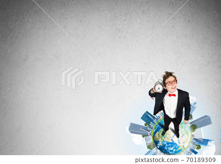 Comic businessman in red glasses 70189309