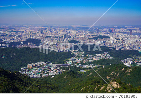Panoramic view of Gwanaksan in Jungang-dong, Gwacheon-si, Gyeonggi-do, Korea Panoramic view of Gwanaksan in Jungang-dong, Gwacheon-si, Gyeonggi-do, Korea 70193905