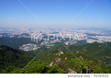 Panoramic view of Gwanaksan in Jungang-dong, Gwacheon-si, Gyeonggi-do, Korea Panoramic view of Gwanaksan in Jungang-dong, Gwacheon-si, Gyeonggi-do, Korea 70193910