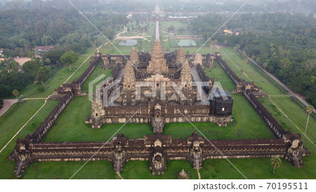 [World Heritage] Angkor Wat, the Angkor archaeological site in Siem Reap 70195511