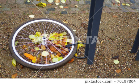 Theft and abandoned front tire Theft and abandoned front tire 70197804