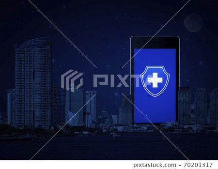 Business healthy and medical care insurance online concept Business healthy and medical care insurance online concept 70201317
