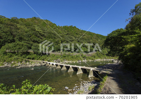 博美河上的混凝土沉降橋 70201905