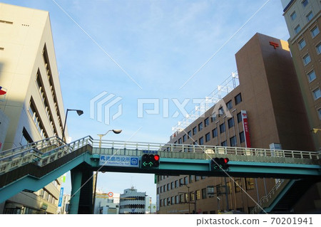 德島縣德島中央郵局(屋y谷屋町)前的十字路口風景 德島縣德島中央郵局(屋y谷屋町)前的十字路口風景 70201941