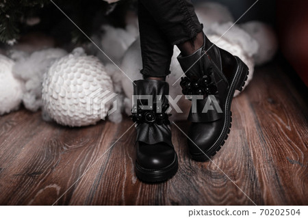 Beautiful fashionable black leather shoes on Beautiful fashionable black leather shoes on 70202504