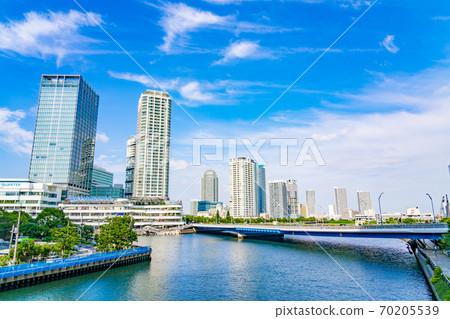 Cityscape with a refreshing blue sky 70205539