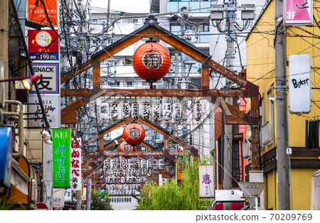 View of Yokohama cityscape of Japan, such as Yokohama's Noge bar (Yanagi-dori) 70209769