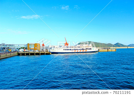 [Kagawa] Takamatsu Port Shikoku Ferry and Seto Inland Sea waiting for departure 70211191