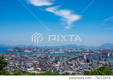 View of Kitakyushu from the Takatoyama Observatory in summer [Kitakyushu City, Fukuoka Prefecture] 70211679
