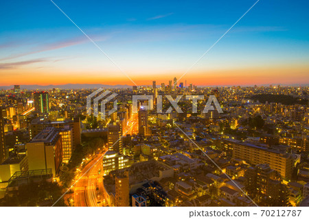 Glitter in the city center 70212787