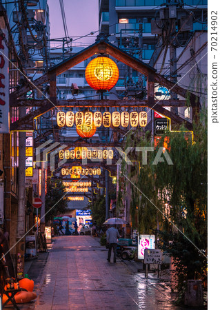 View of Yokohama cityscape of Japan, such as Yokohama's Noge bar (Yanagi-dori) 70214902