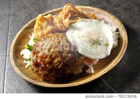 熱機車碗炸雞和那不勒斯 70215656