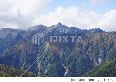 Yarigatake and the main ridgeline of the Northern Alps Yarigatake and the main ridgeline of the Northern Alps 70218329