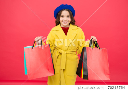 Fashionista adore shopping. Obsessed with shopping. Fashionista adore shopping. Obsessed with shopping. 70218764