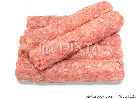 Row of fresh raw beef kebabs isolated on white Row of fresh raw beef kebabs isolated on white 70219123