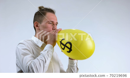 Concept of dollar as an air balloon. Concept of dollar as an air balloon. 70219696