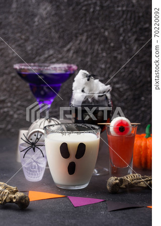 Set of various Halloween drinks Set of various Halloween drinks 70220092