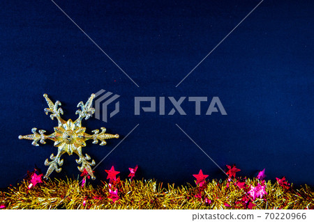 Christmas background with snowflake on the black background Christmas background with snowflake on the black background 70220966